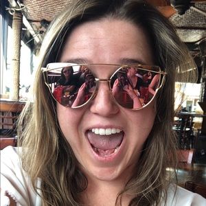 Meet your Posher, Mallory